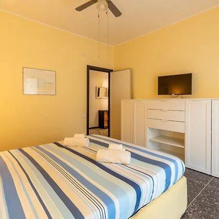 La Stella Marina -150 Metri Dal Mare Con Box Auto Apartament Spotorno