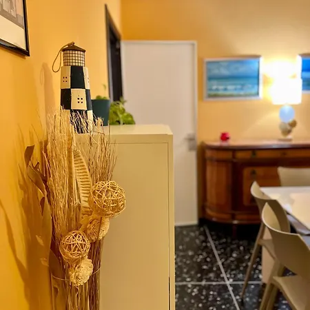 La Stella Marina - 150 Metri Dal Mare Con Box Auto Spotorno